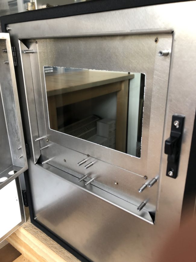 coffret-inox-etanche-fabricant-tolerie-remond-soudure-laser-tig-peinture-montage-6