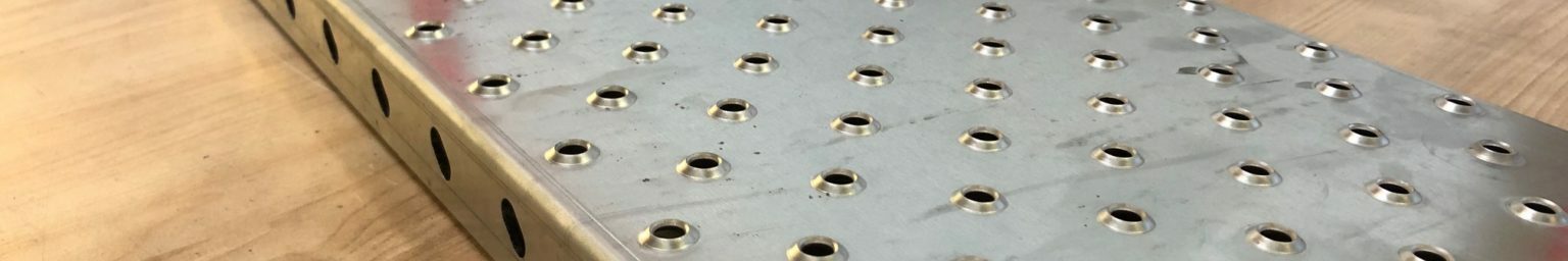 marches-anti-derapante-metal-sur-mesure-france-1-1536×1152